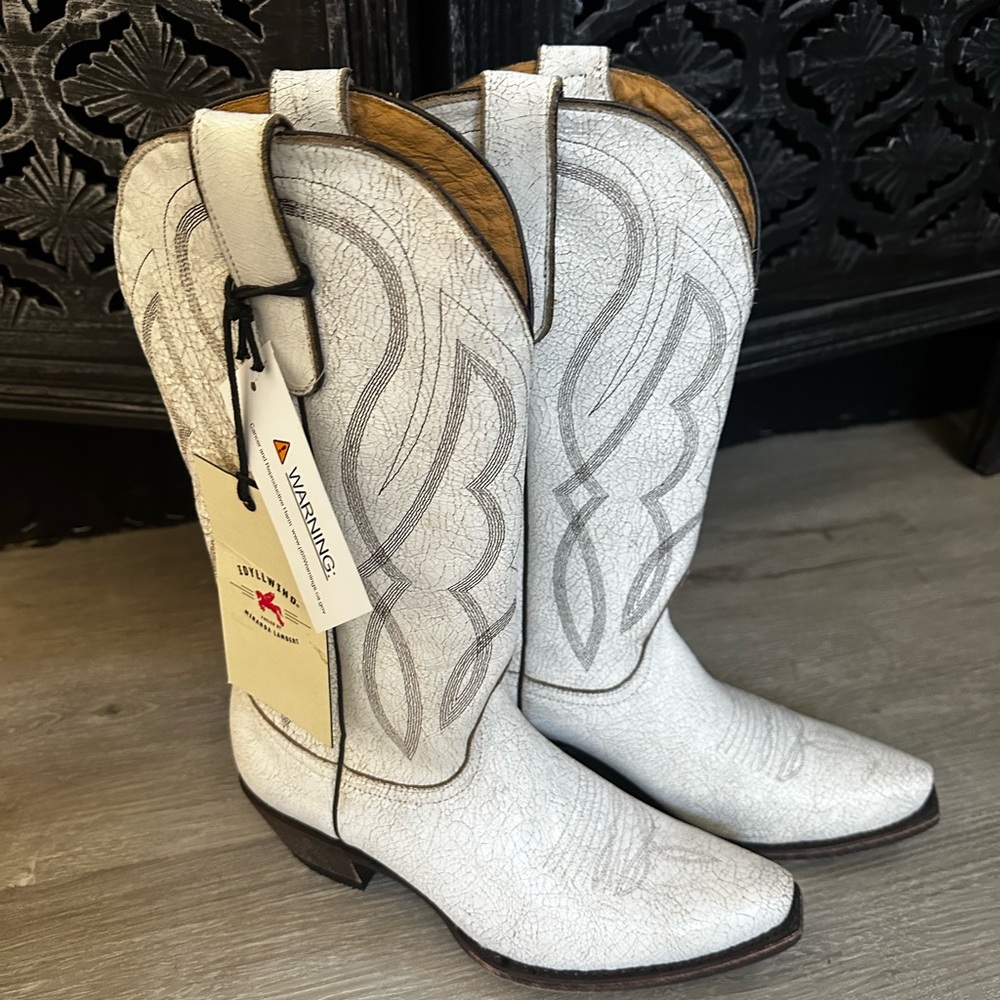 White Western Cowboy Boots
